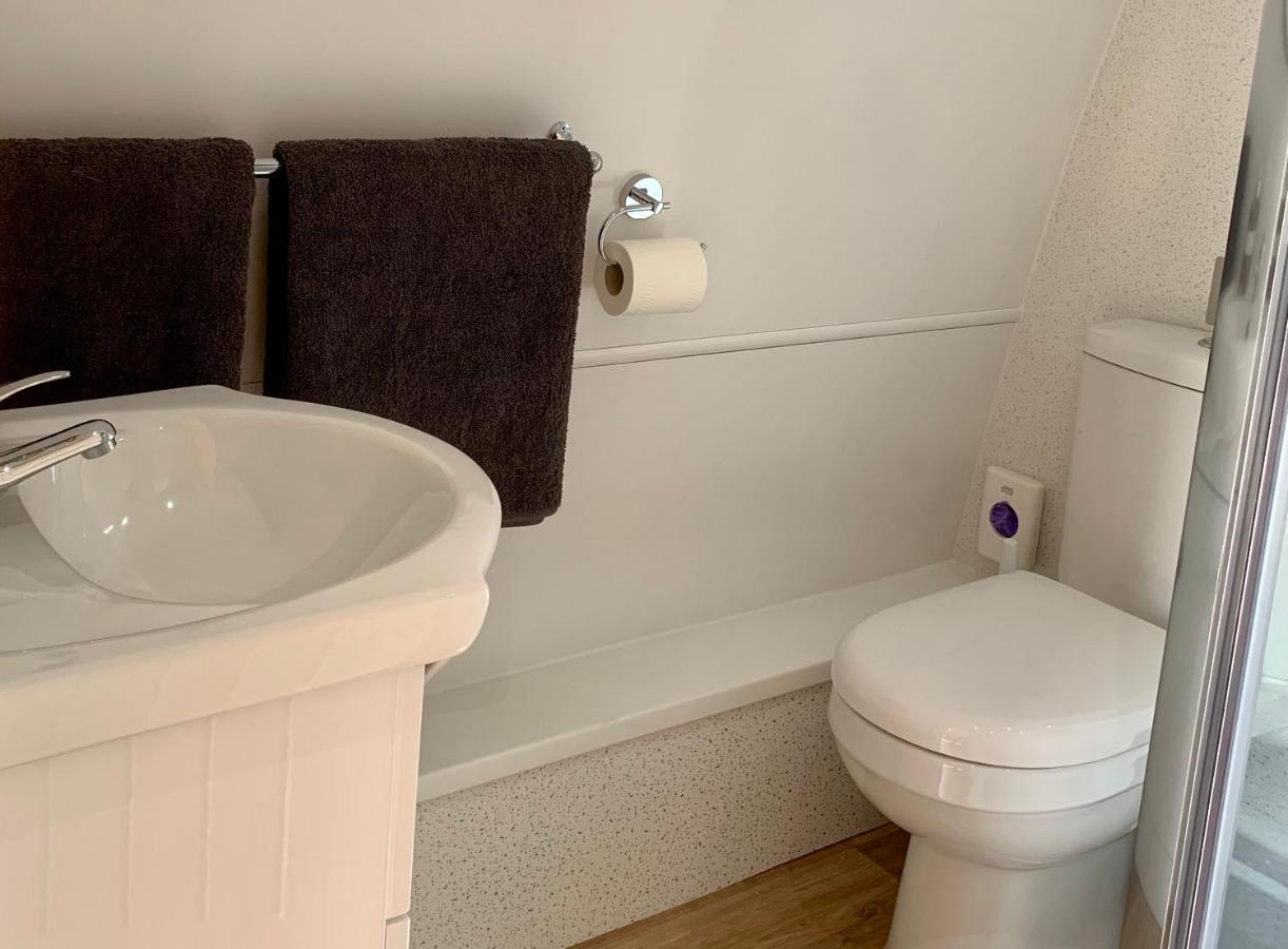 Waterpump Pod For 2 Adults With Ensuite In The Suffolk Countryside Badingham Екстер'єр фото